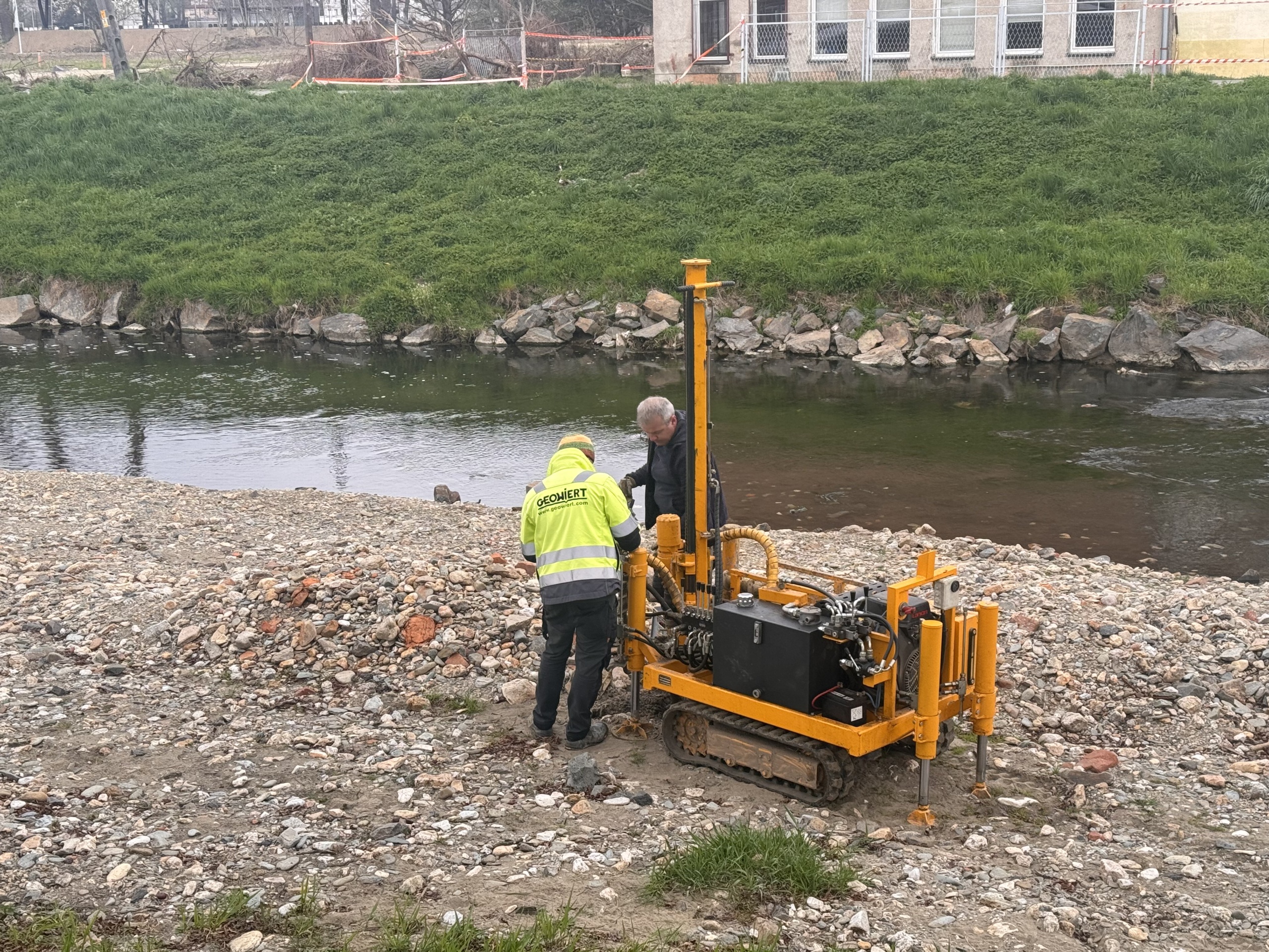 Przekrój geotechniczny gruntu — przykładowa dokumentacja